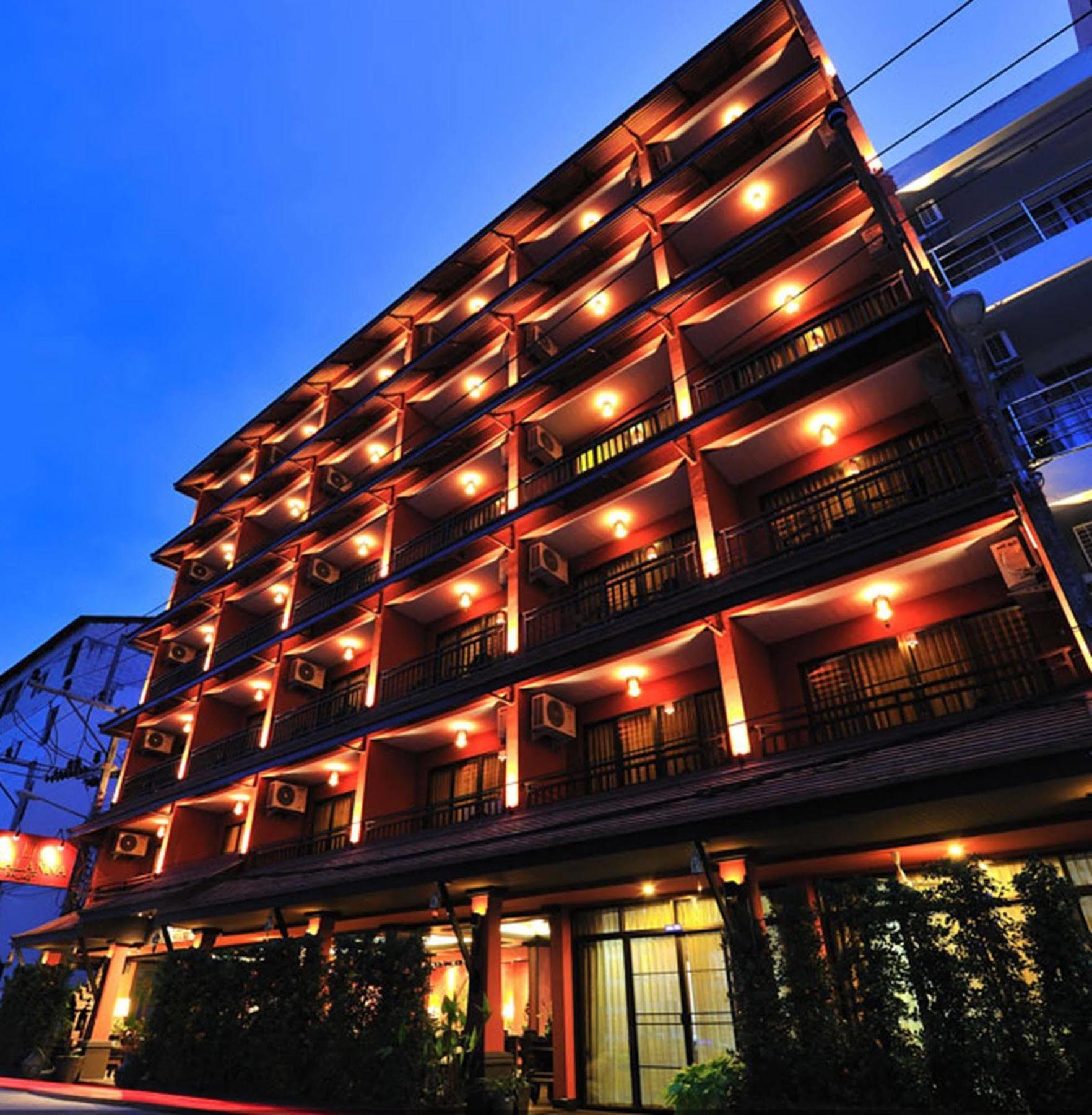 Siralanna Hotel Patong Екстер'єр фото
