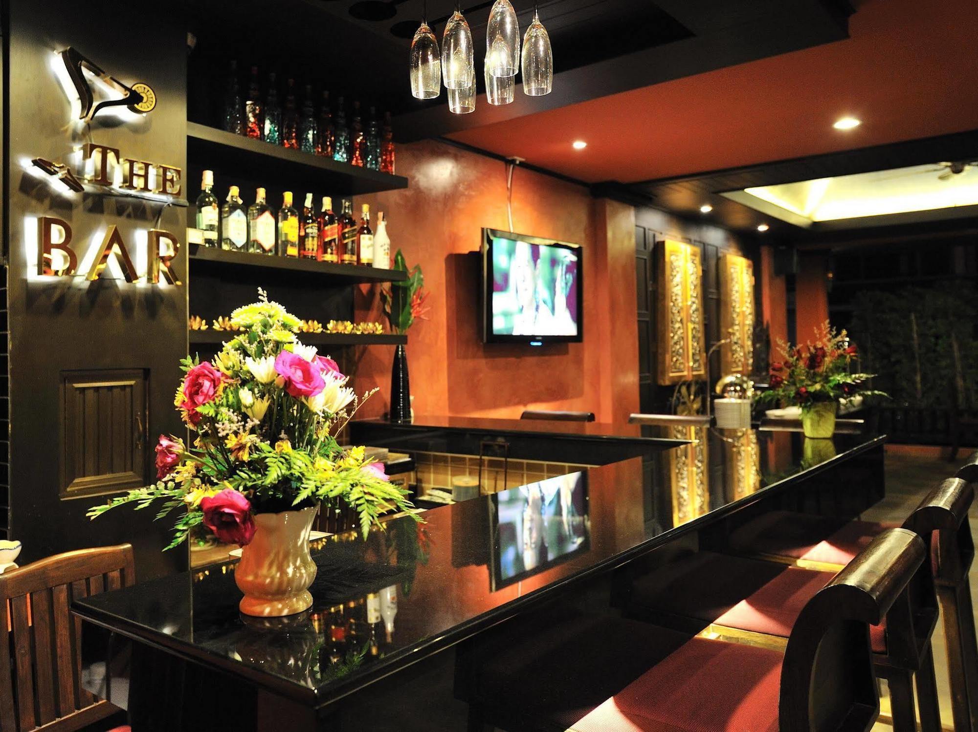 Siralanna Hotel Patong Екстер'єр фото
